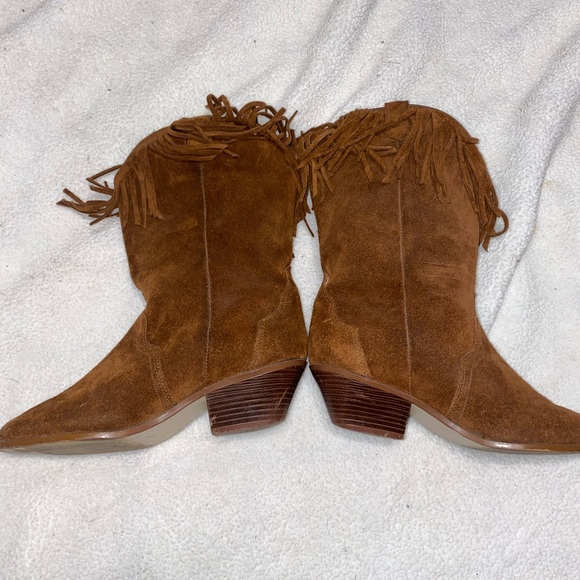 Minnetonka Brown Fringed Ankle Boots - Picture 10 of 15